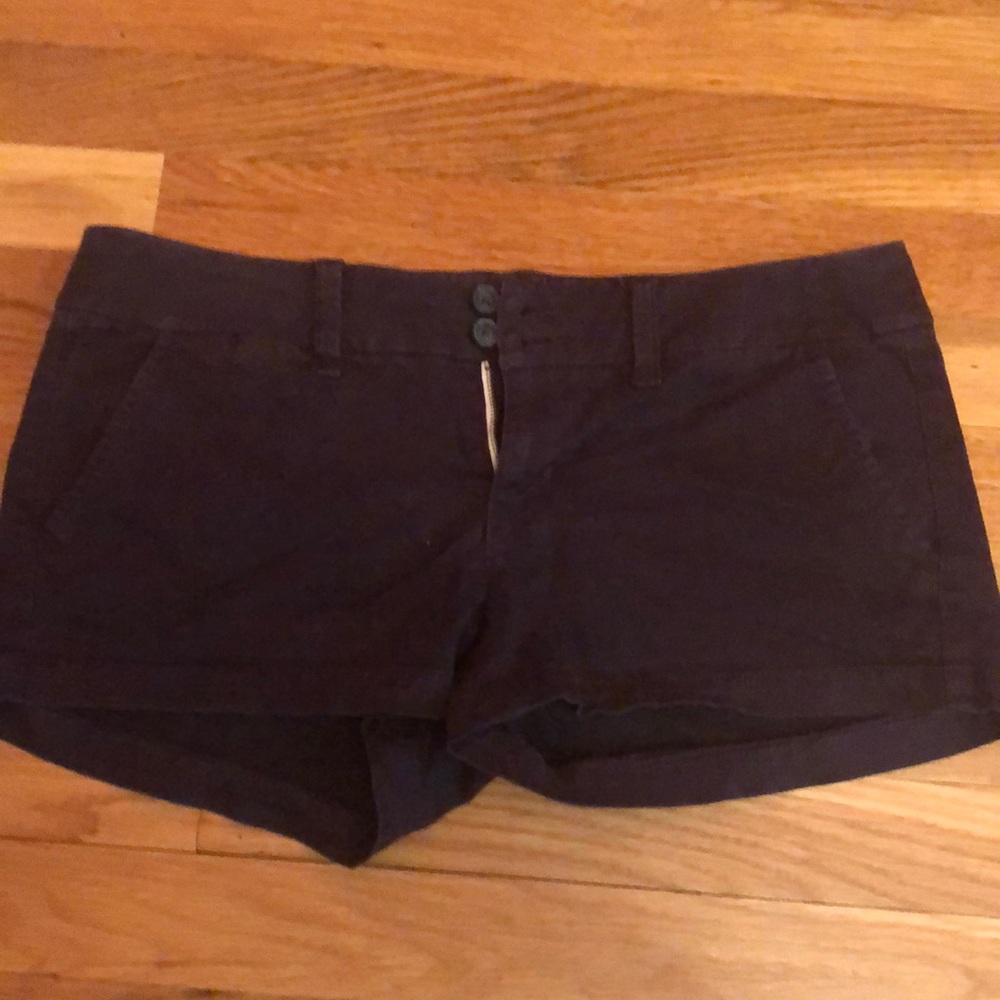 American eagle maroon corduroy shorts